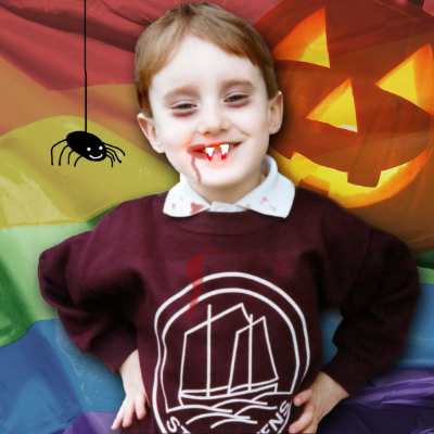 Alexander 🎃 sassiest vampire 🎃