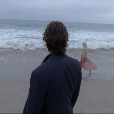 breadantoinette@beige.party