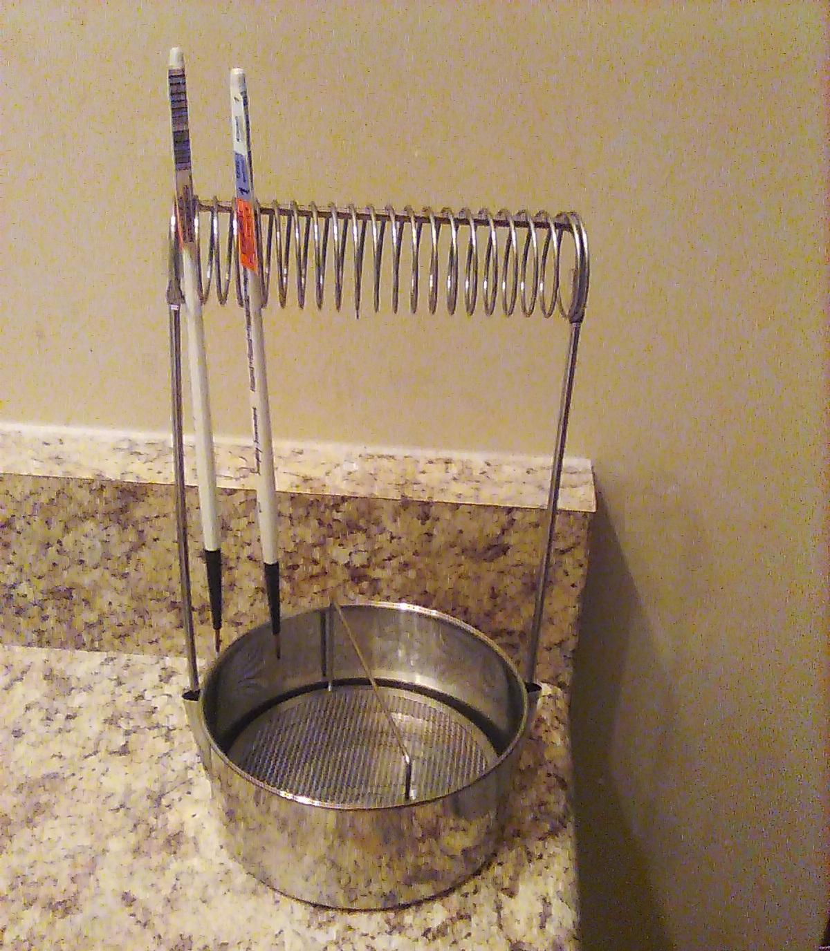 metal wire brush rack